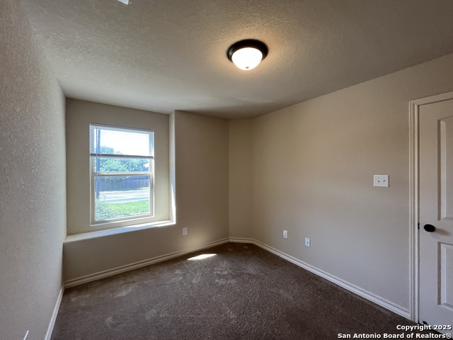 Image 25 of 28 For 6934 Lakeview Dr. 101