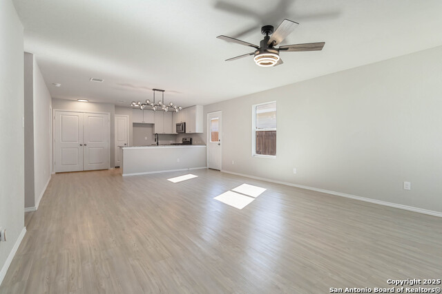 Image 4 of 26 For 526 Ambush Ridge