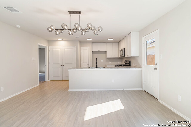 Image 7 of 26 For 526 Ambush Ridge