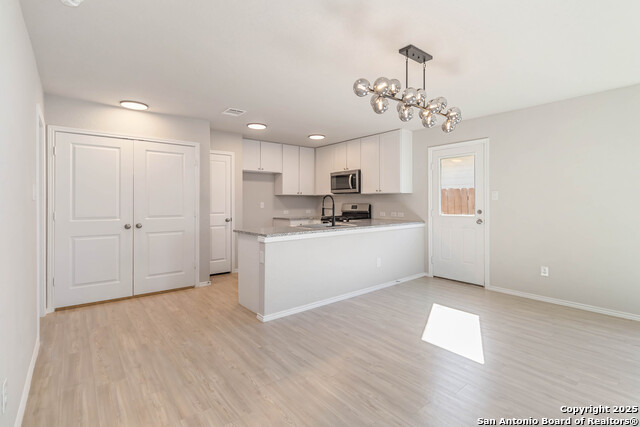 Image 8 of 26 For 526 Ambush Ridge