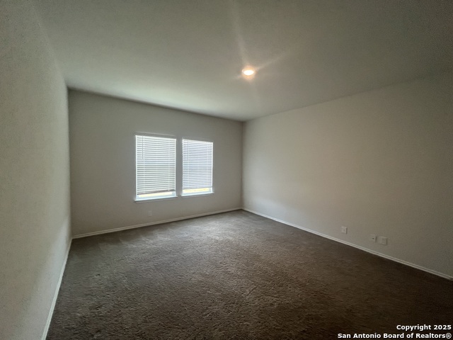 Image 12 of 29 For 141 Middle Green