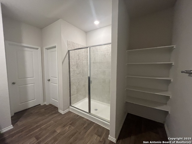 Image 13 of 29 For 141 Middle Green