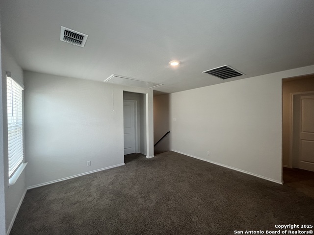 Image 16 of 29 For 141 Middle Green