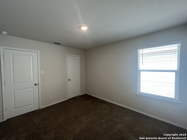 Image 20 of 29 For 141 Middle Green