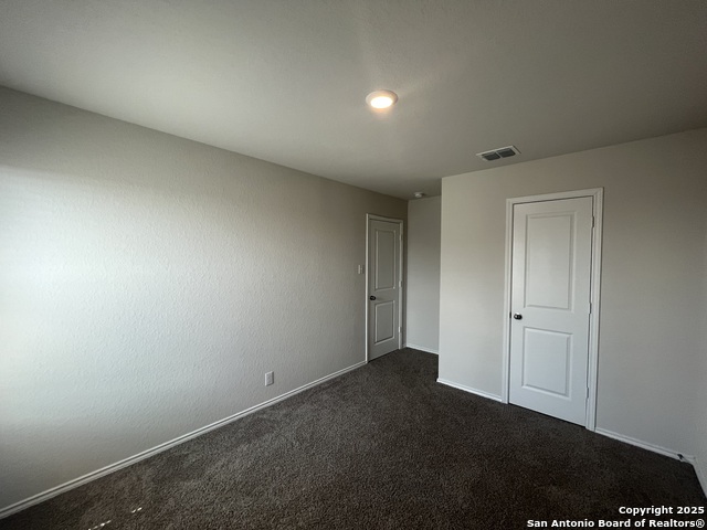 Image 25 of 29 For 141 Middle Green