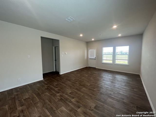 Image 5 of 29 For 141 Middle Green