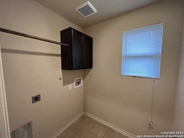 Image 15 of 30 For 6635 Mia Way 101