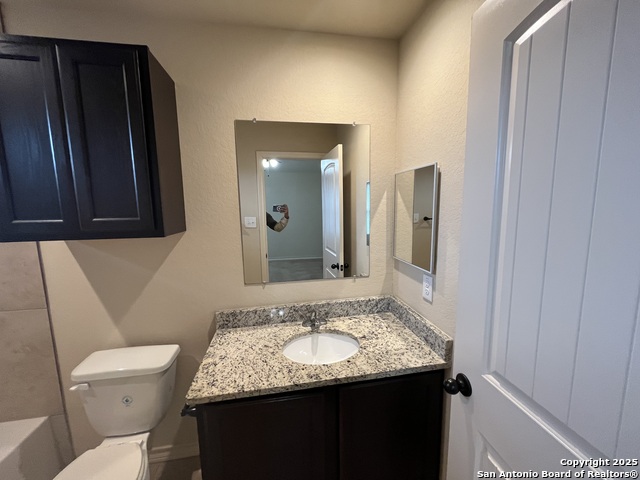 Image 20 of 30 For 6635 Mia Way 101