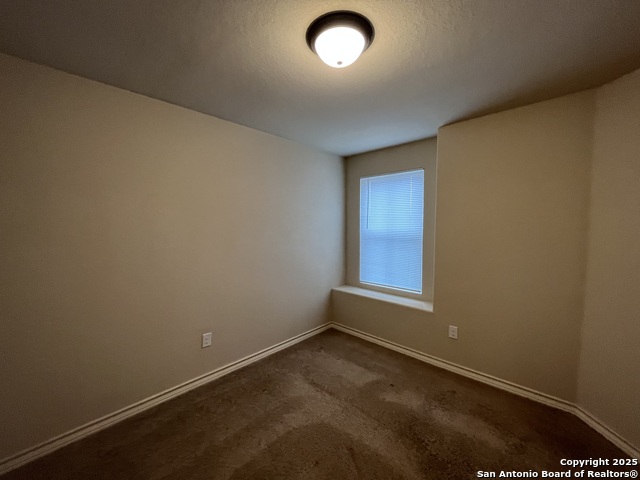 Image 21 of 30 For 6635 Mia Way 101