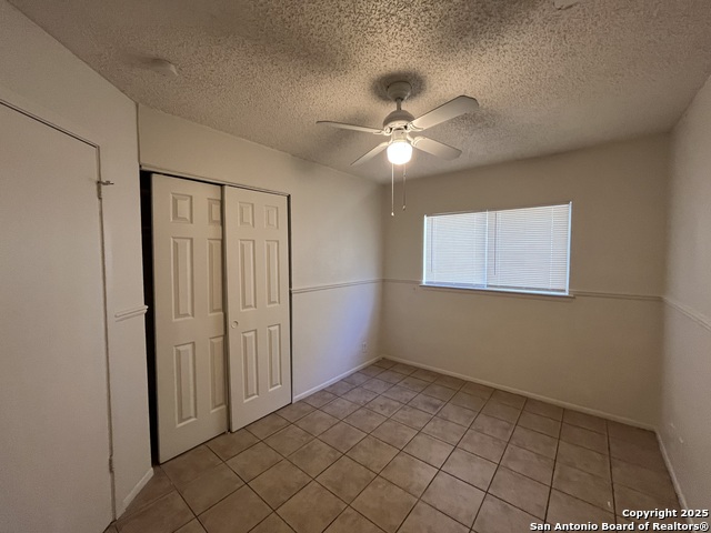 Image 17 of 22 For 9819 Valley Villa