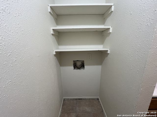 Image 20 of 22 For 9819 Valley Villa