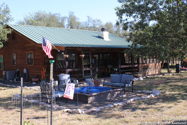 Details for 300 Paradise Oaks Drive, Utopia, TX 78884