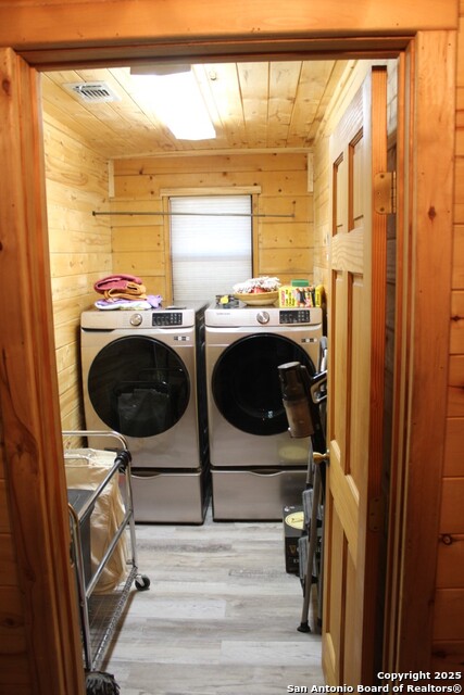 Image 26 of 36 For 300 Paradise Oaks Drive