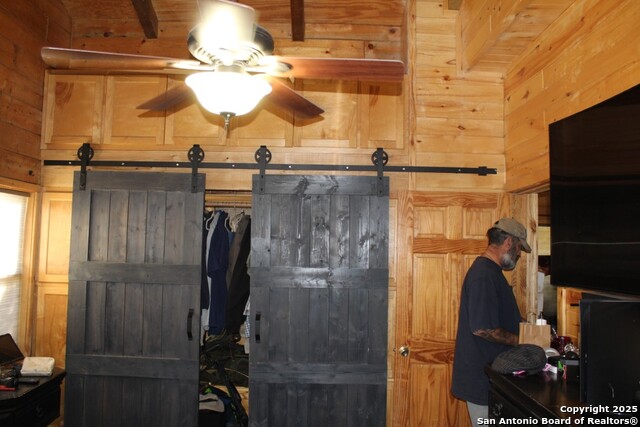 Image 34 of 36 For 300 Paradise Oaks Drive