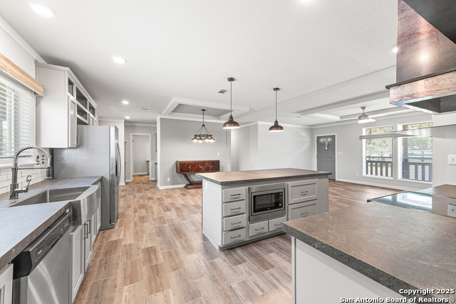 Image 14 of 77 For 9130 Rebecca Creek Rd