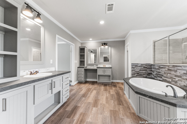 Image 22 of 77 For 9130 Rebecca Creek Rd