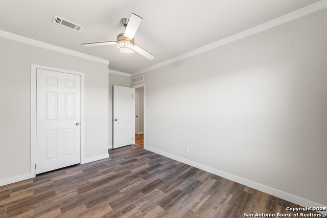 Image 27 of 77 For 9130 Rebecca Creek Rd