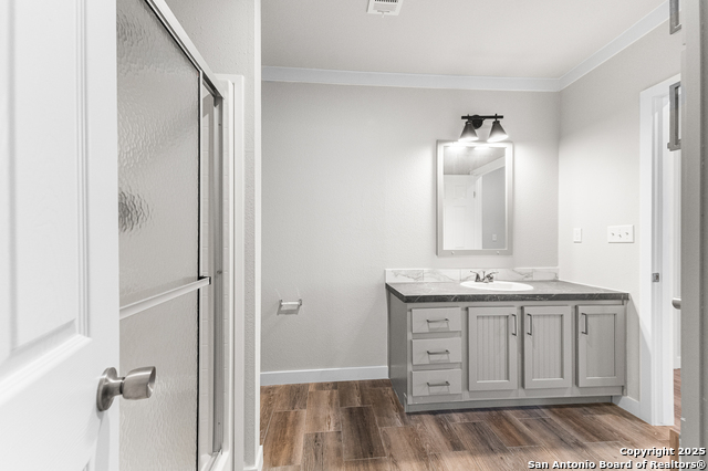 Image 29 of 77 For 9130 Rebecca Creek Rd