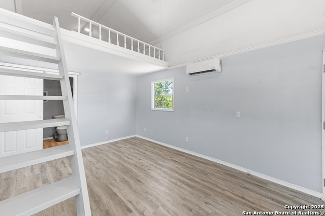 Image 44 of 77 For 9130 Rebecca Creek Rd