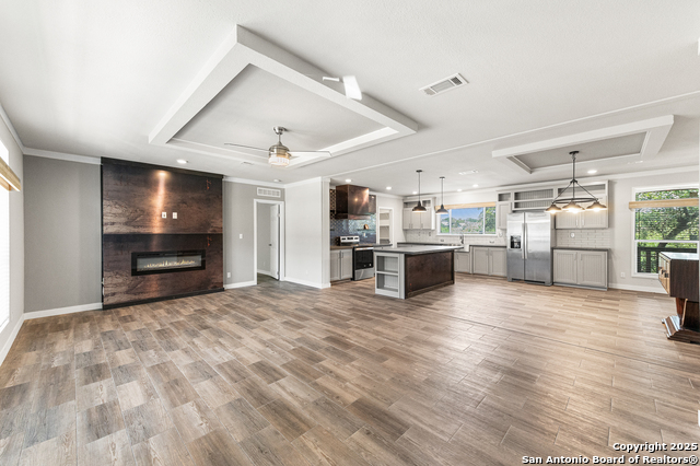 Image 7 of 77 For 9130 Rebecca Creek Rd