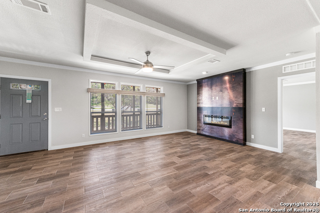 Image 8 of 77 For 9130 Rebecca Creek Rd