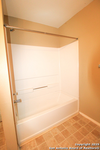 Image 44 of 46 For 20823 Blue Trinity