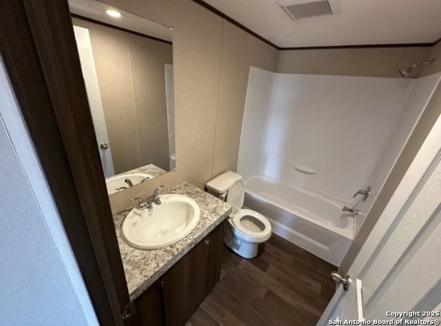 Image 10 of 19 For 137 Viridian View