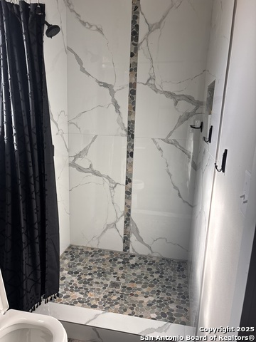 Image 3 of 17 For 339 Pr Mia  1