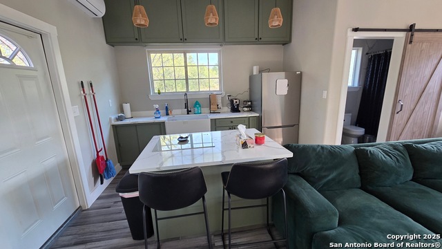 Image 7 of 17 For 339 Pr Mia  1