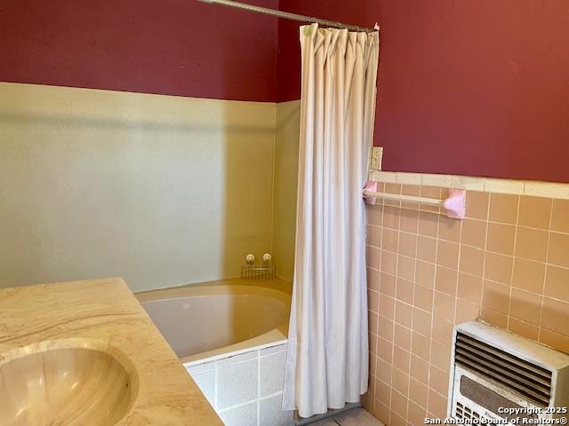 Image 22 of 35 For 240 Sligo