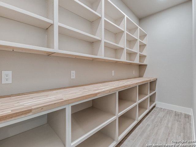 Image 15 of 29 For 22114 Touring Ln