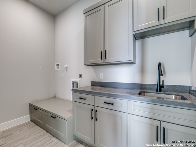 Image 23 of 29 For 22114 Touring Ln