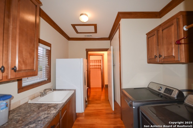 Image 7 of 32 For 97 Sd 45690