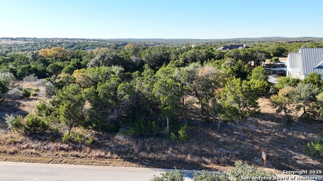 Image 3 of 8 For 69 Ledgestone