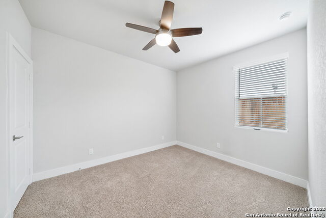 Image 27 of 33 For 8851 Oakland Rd 19