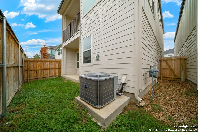 Image 33 of 33 For 8851 Oakland Rd 19