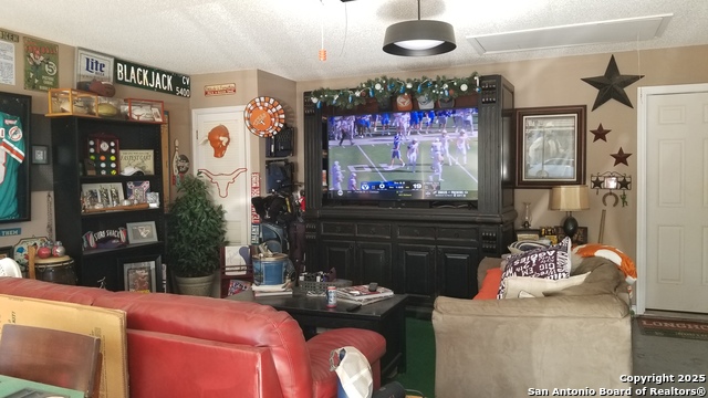 Image 13 of 20 For 329 Paisano