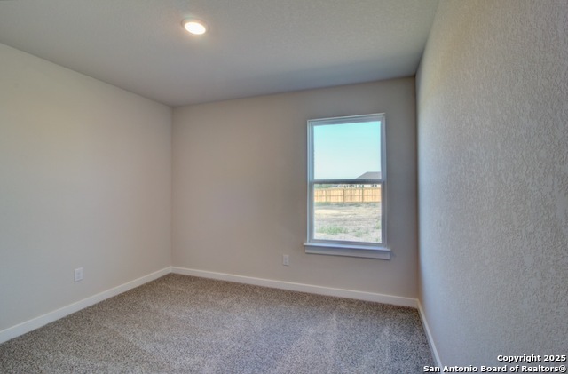 Image 13 of 21 For 11108 Prairie Landing