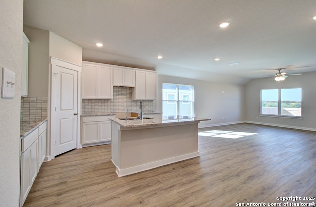 Image 7 of 21 For 11108 Prairie Landing