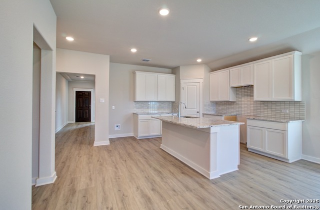 Image 8 of 21 For 11108 Prairie Landing