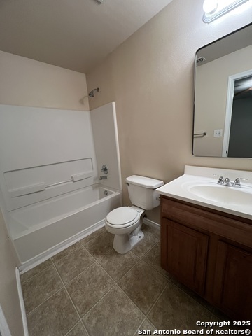 Image 22 of 34 For 5007 Summit Wood 4