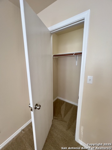 Image 31 of 34 For 5007 Summit Wood 4