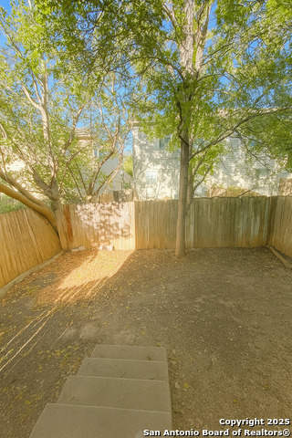 Image 33 of 34 For 5007 Summit Wood 4