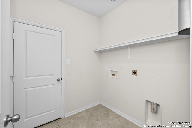 Image 33 of 59 For 9219 Cook  