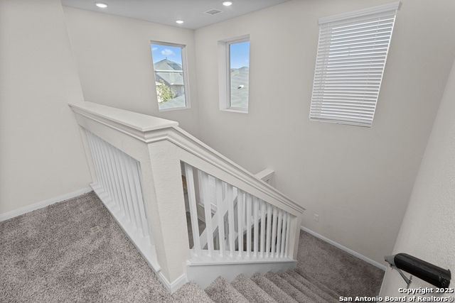 Image 36 of 59 For 9219 Cook  