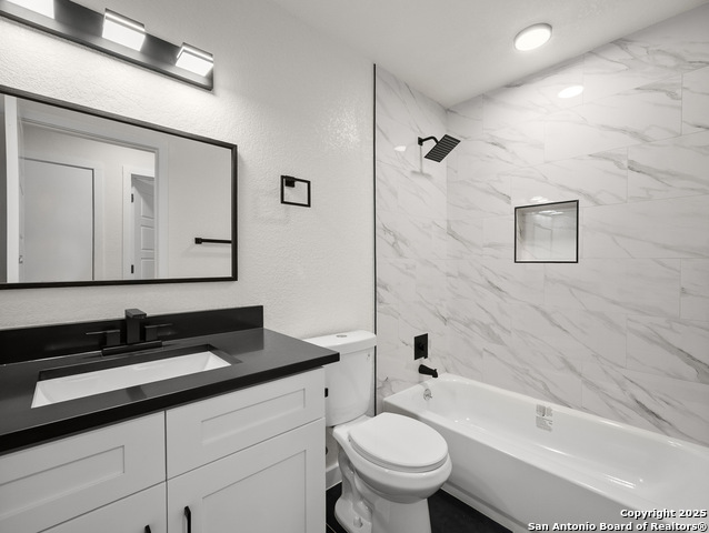 Image 10 of 15 For 822 Robinair Dr