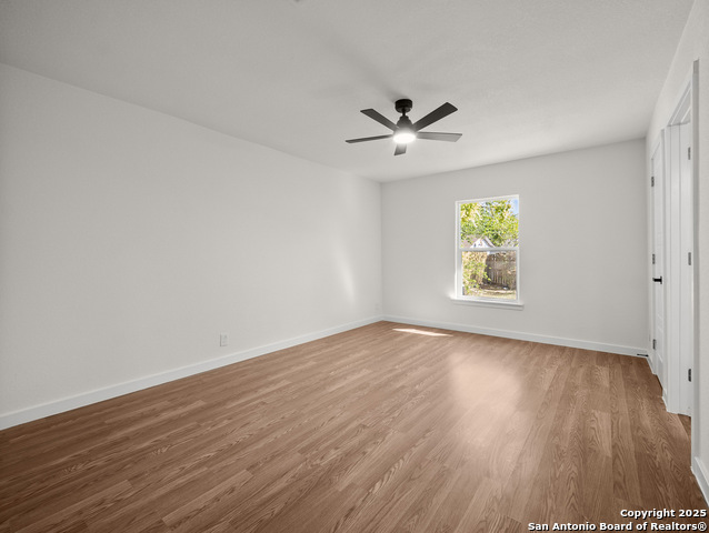 Image 13 of 15 For 822 Robinair Dr