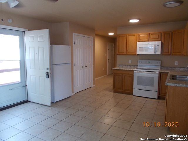 Image 5 of 10 For 12190 Efm 1518 N 3