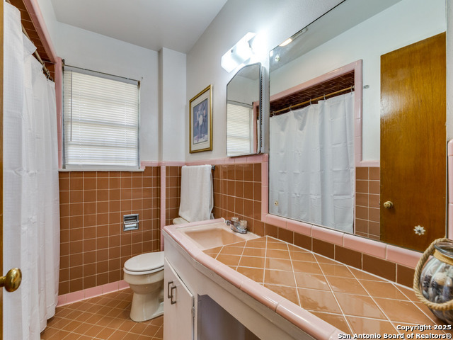 Image 9 of 16 For 406 Mcneel Rd