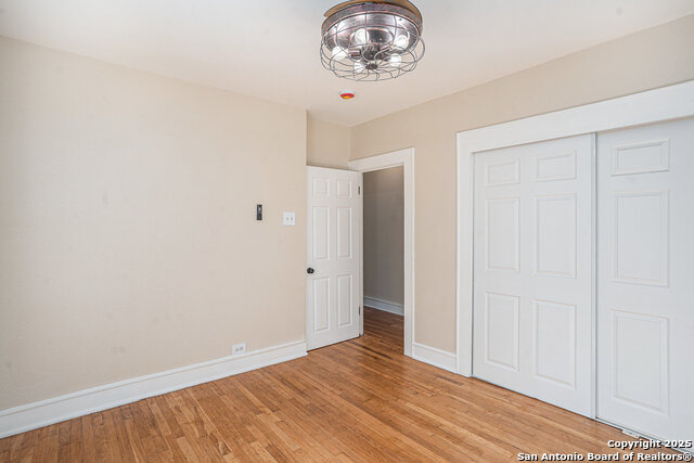 Image 10 of 19 For 2114 Lee Hall